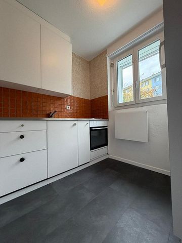 Helle 2.5-Zimmerwohnung mit Balkon, Lift und Einstellplatz - Photo 5