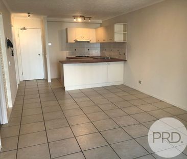 INNER CITY LIVING AT ITS BEST!! B/L - Photo 3