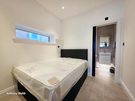 Studio to rent - Photo 5