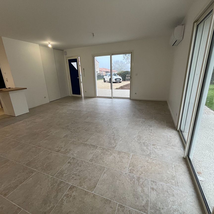 Location Maison 4 pièces 88m² - Photo 1