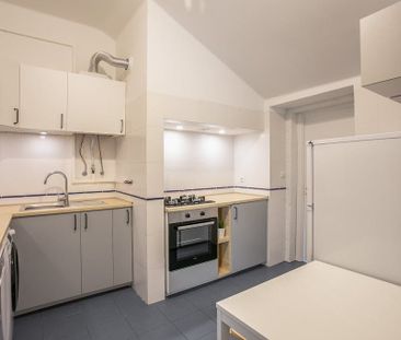 Calçada do Marquês de Abrantes, Lisbon, Lisbon 1200-163 - Photo 5