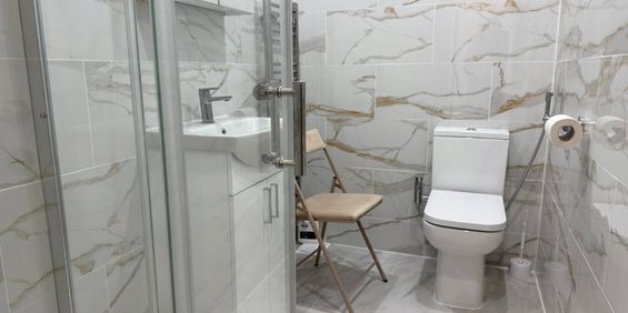 Lower Court Road, Epsom, Surrey, KT19 8SW - Photo 3