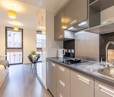 1 Bed Student Accommodation - Photo 6