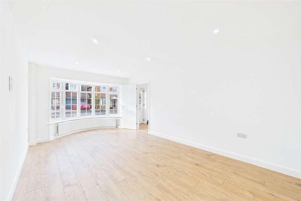 Maple Close, Winnersh, Wokingham, Berkshire, RG41 - Photo 1