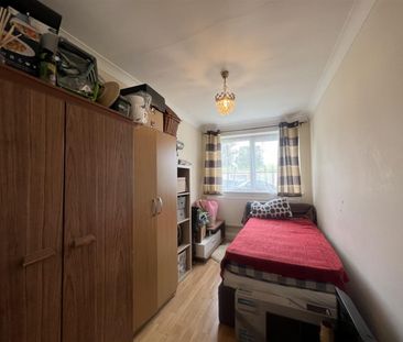 2 Bedroom Flat To Let - Photo 1