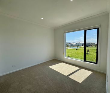 Modern Comfort Meets Effortless Living - Photo 6