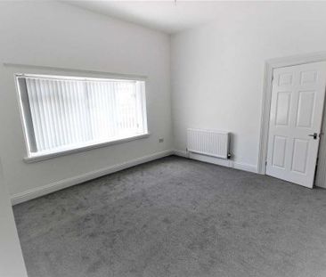 2 bedroom bungalow to rent - Photo 2