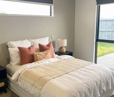 Private and Spacious in Wigram - 6 Month Tenancy - Photo 2