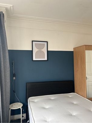 Room in a Shared House, Newcombe Road, SO15 - Photo 1