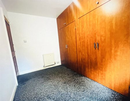 3 bedroom house to rent Scott Hall Road, LS7 - Photo 5