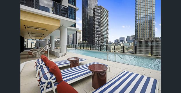 Brand new apartment building just completed – select your apartment today - Photo 1