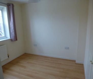 3 bedroom link detached house to rent - Photo 6