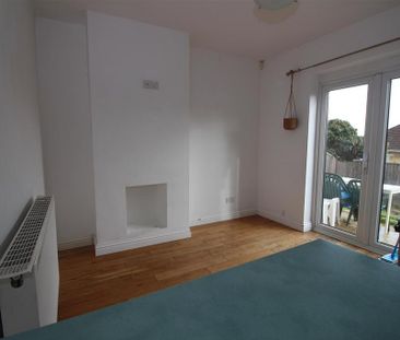 3 bedroom house to rent - Photo 2