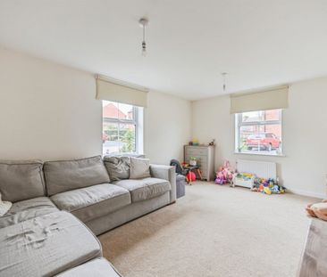 Ashton Close - Photo 2