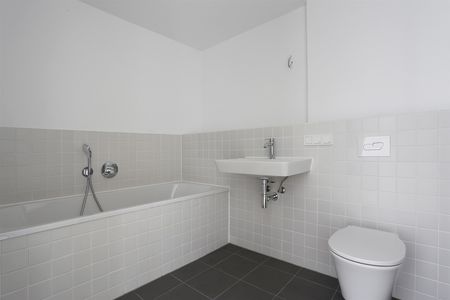 Moderne 2-Zimmer-Wohnung mit Loggia nahe Alexanderplatz - Photo 5