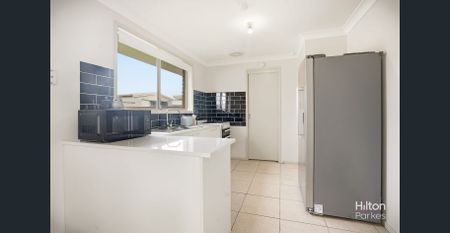 Renovated home in an excellent location - unfurnished - Photo 4