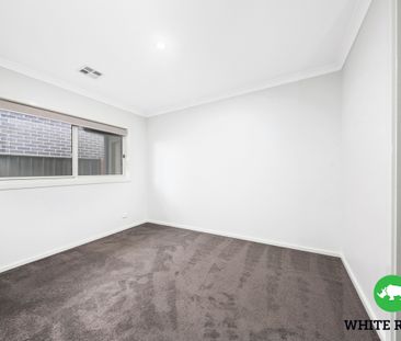 27 Tabrett Street, Googong NSW 2620 - House For Rent | Domain - Photo 4