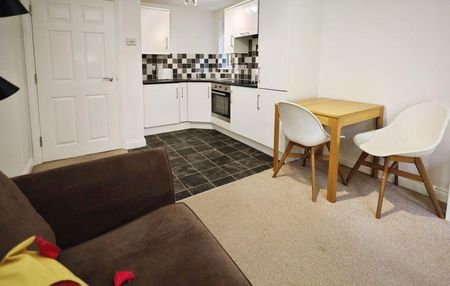 1 bedroom apartment to rent - Photo 2