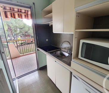 Mandelieu-la-Napoule - Appartement à louer - 2 pièces - 41 m² - 846 € - Photo 4