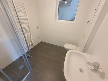 Moderne 2-Zimmer-Wohnung mit Einbauküche - Foto 4