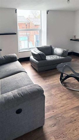 Suez Street, Bewsey And Whitecross, WA1 - Photo 3