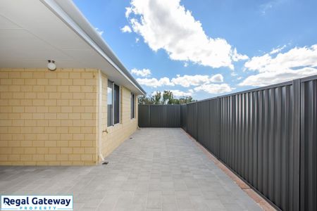 7 Saltbush Street, WANDI WA 6167 - Photo 3