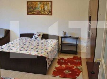 Apartament cu 1 camera, decomandat, 41 mp, zona strazii Horea - Photo 2
