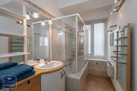 Location Appartement 3 pièces 101m² MARSEILLE 1er - Photo 5