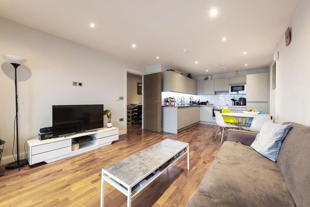 2 bedroom flat to rent - Photo 1