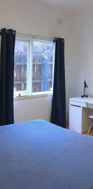 Room 3 (Non Ensuite) - Photo 1