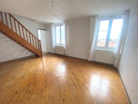 Location Appartement 3 pièces 60m² ROMANS SUR ISERE 26100 - Photo 2
