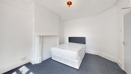Kingston Road, Luton, LU2 - Photo 3