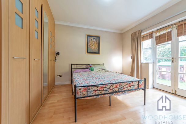 Crosby Court, London, N11 - Two Bedroom Flat To Rent - £456pw / £1,975pcm - Photo 1