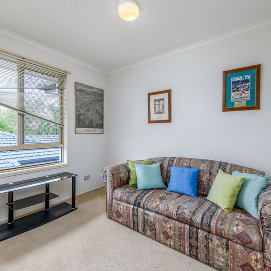 CHARMING 3 - BEDROOM TOWNHOUSE ON THE GOLF COURSE IN HELENSVALE - Photo 1