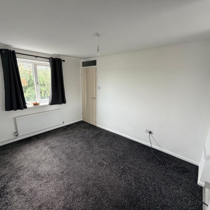 1 bed Apartment - To Let - Photo 1
