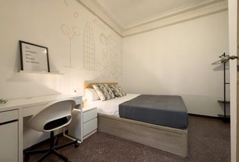 Carrer de Jonqueres, Barcelona, Catalonia 08003