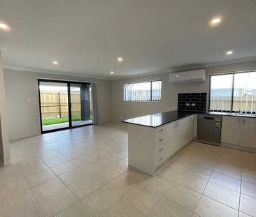 Modern Family Home in a Prime Park Ridge Location - Photo 4