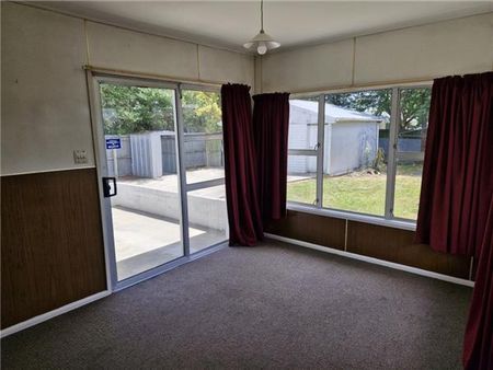 44 Glenmore Avenue, Casebrook, Christchurch City - A Family Favourite in a Popular Location - Photo 4