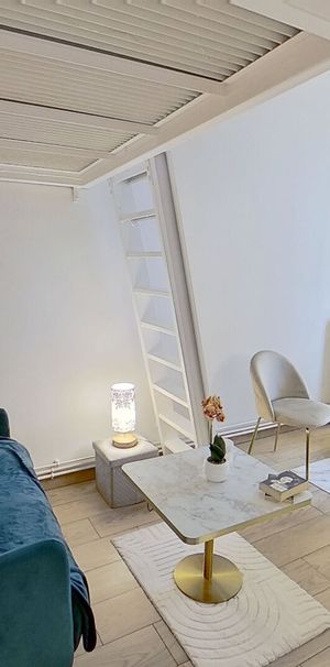 Location Appartement 1 pièce 17m² - Photo 1