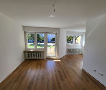 Helle 2-Zimmer-Wohnung mit Loggia in Oberhausen zu vermieten - Foto 1