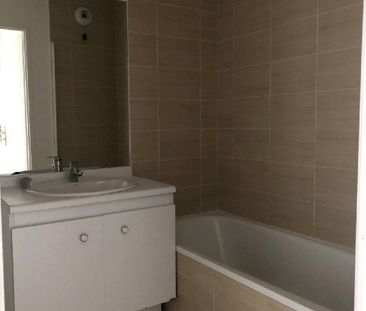 Location Appartement 3 pièces 61m² MAGNY LE HONGRE 77700 - Photo 3