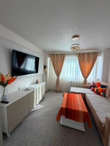 1 Bed Flat, Lampeter Square, W6 - Photo 2