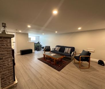 For Lease - 245 Pearson Street, Meaford, Ontario - Photo 1