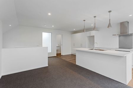 Beautiful Apartment in Merivale - Photo 3