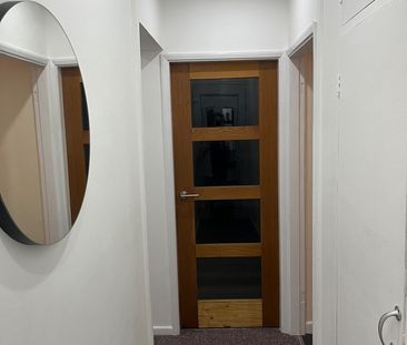 2 Bed Flat, Somerset Avenue, LE4 - Photo 5