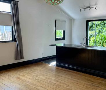 Shakespeare Road, Bluff Hill - Photo 2