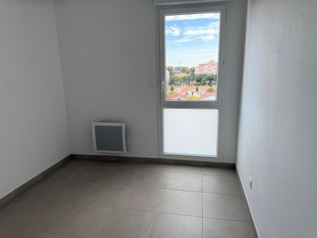Location Appartement 3 pièces 63m² MONTPELLIER 34000 - Photo 2