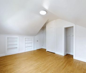 For Lease - 668 Scarlett Road, Toronto, Ontario - Photo 1