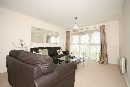 2 bedroom apartment to rent - Photo 2