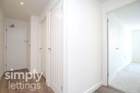 1 Bed property for rent - Photo 2